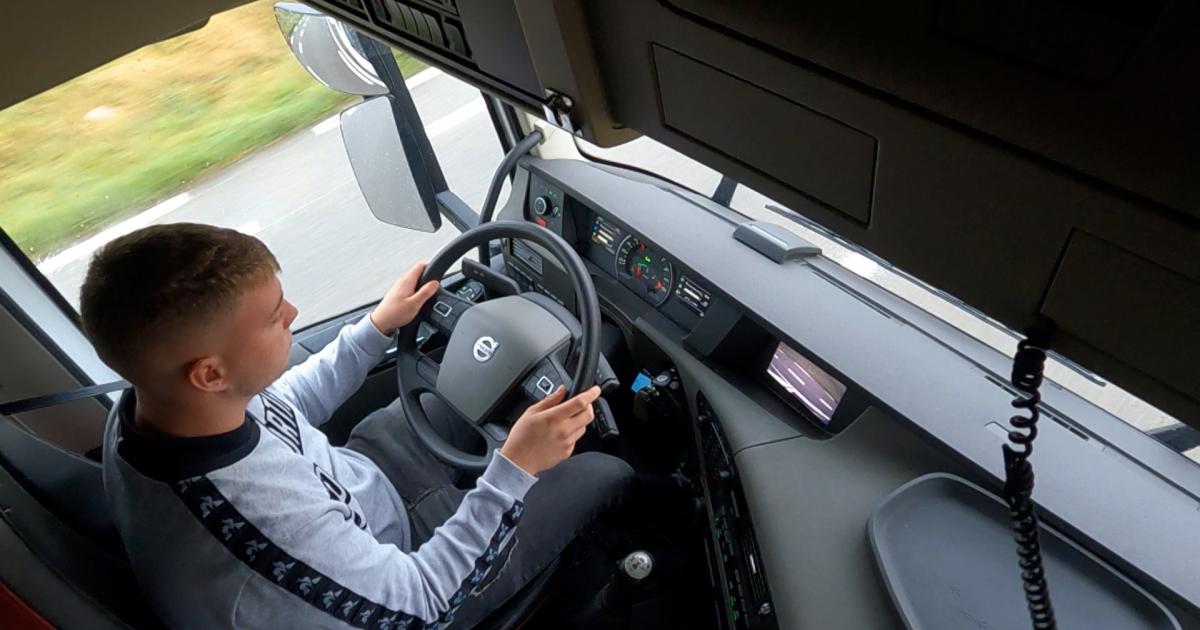 Chauffeur Poids Lourds: Une Formation Avec Un Emploi à La Clef