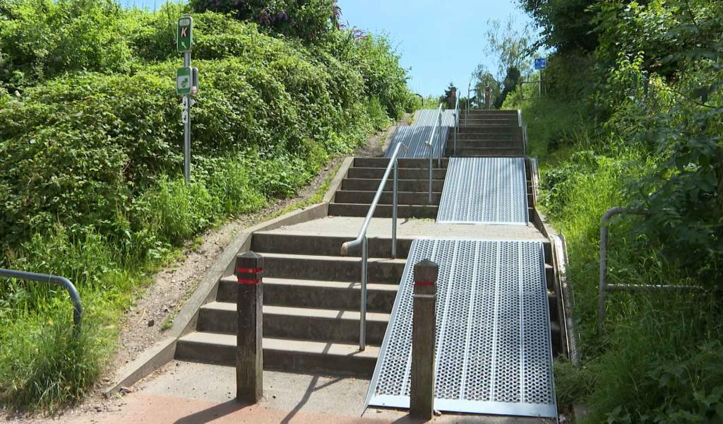 Malonne : des rampes d'accès trop raides !