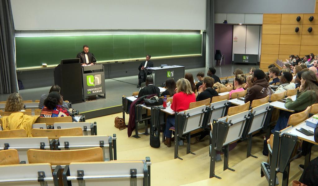 Des étudiants en droit font un procès fictif basé sur une vraie histoire à l' UNamur