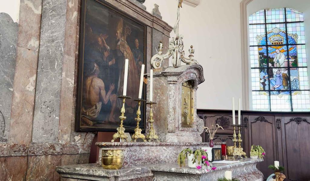 Le trésor caché de l'église de Gimnée : une toile monumentale bientôt restaurée et exposée en Autriche