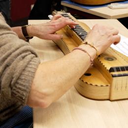 L'épinette, un instrument qui fait partie de notre patrimoine