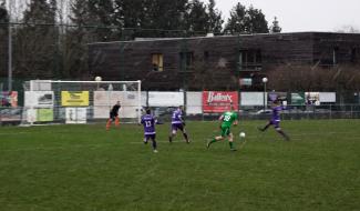 Une pluie de buts et de la neige à Malonne