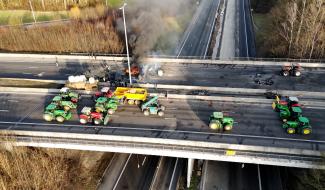 Grogne des agriculteurs: gros embarras de circulation