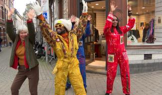 Femi est un artiste danseur d'origine béninoise.C'est un transporteur de bonheur