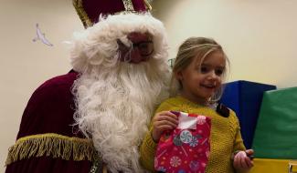 Saint-Nicolas à Gourdinne : une nuit magique à l’école pour les enfants sages